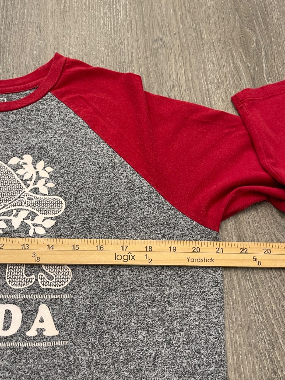 Roots Canada Shirt Women's L 3/4 Sleeves Red and Gray Pullover Beaver Logo - Picture 9 of 11